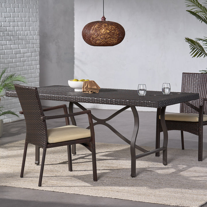 Corda Dining Table