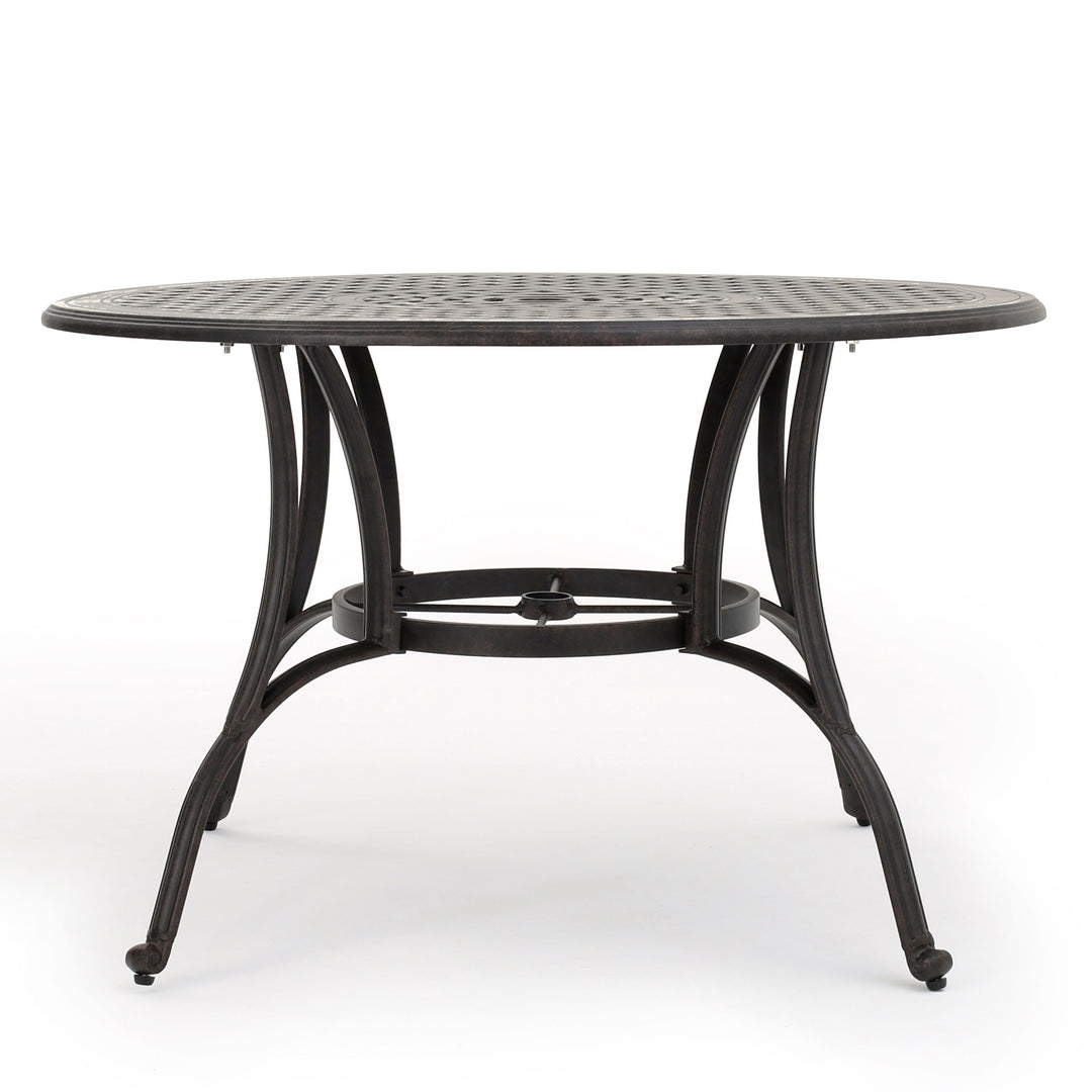 Pentridge Outdoor Dining Table